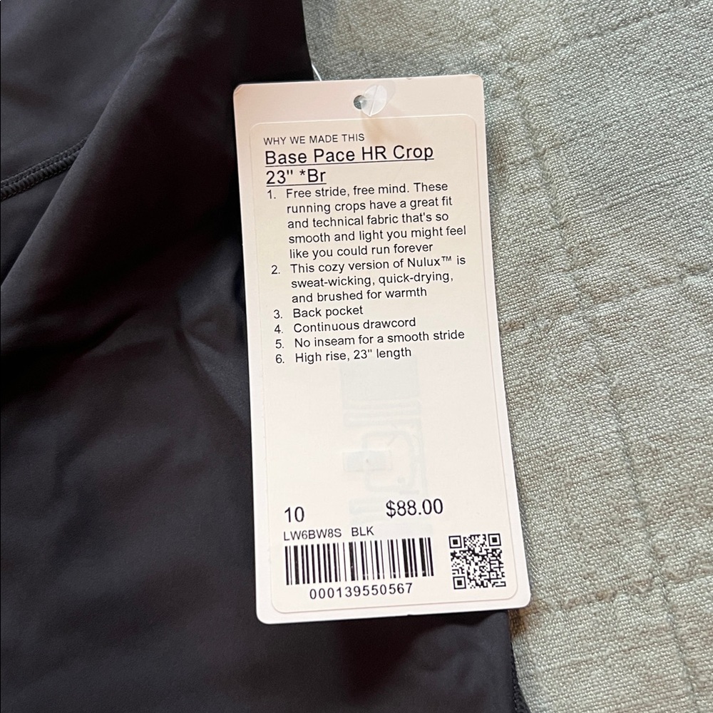Lululemon base pace crop - Picture 2 of 3
